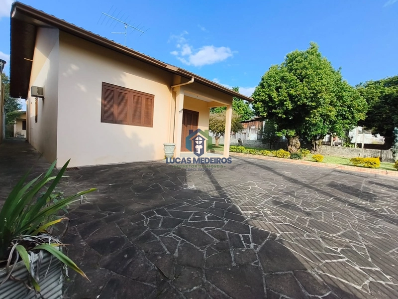 Casa plana à venda em Canudos: 2ª foto da galeria de imagens do imóvel