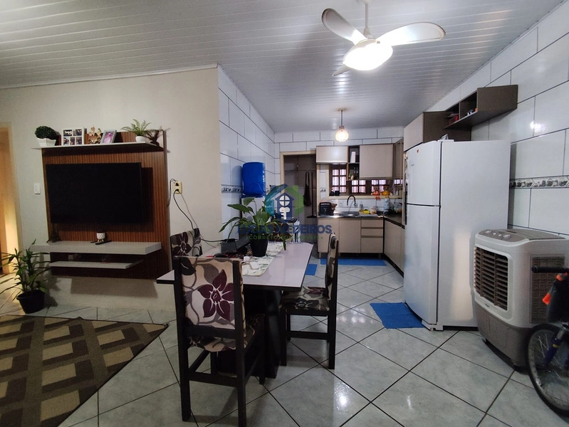 CASA COM PISCINA EM CAMPO BOM POR 320 MIL: 6ª foto da galeria de imagens do imóvel