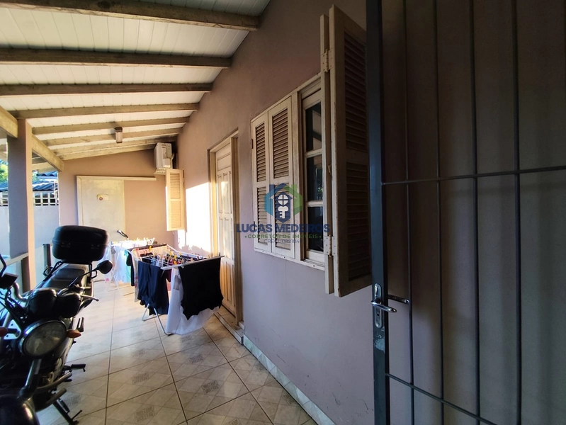 CASA COM PISCINA EM CAMPO BOM POR 320 MIL: 5ª foto da galeria de imagens do imóvel