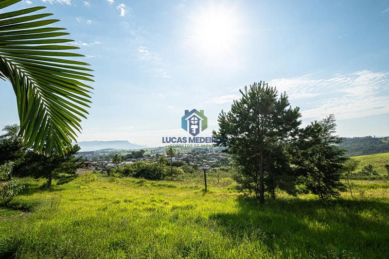 Linda Casa com Piscina a Venda no Jardim do Sol: 22ª foto da galeria de imagens do imóvel