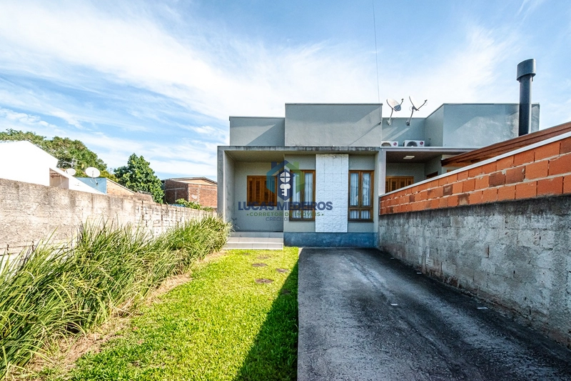 Casa a Venda na Celeste em Campo Bom: 1ª foto da galeria de imagens do imóvel