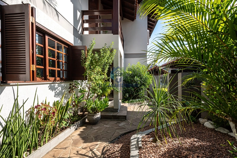 Exclusiva no Petrópolis em Novo Hamburgo: Casa com Piscina e 3 Dormitórios: 5ª foto da galeria de imagens do imóvel