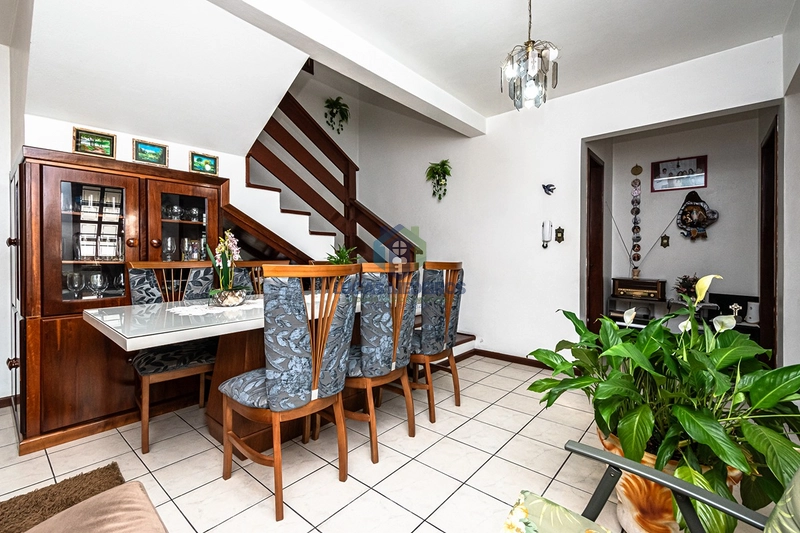 Exclusiva no Petrópolis em Novo Hamburgo: Casa com Piscina e 3 Dormitórios: 10ª foto da galeria de imagens do imóvel