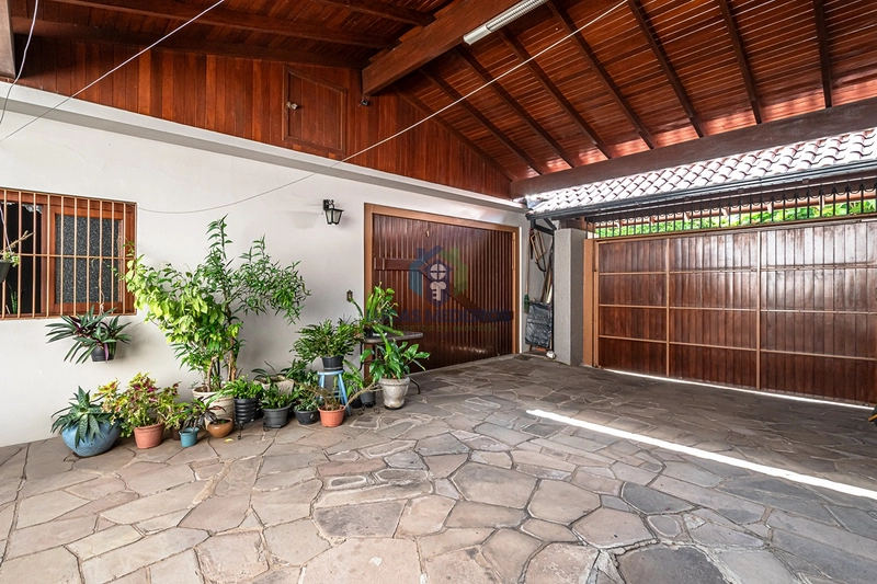 Exclusiva no Petrópolis em Novo Hamburgo: Casa com Piscina e 3 Dormitórios: 36ª foto da galeria de imagens do imóvel