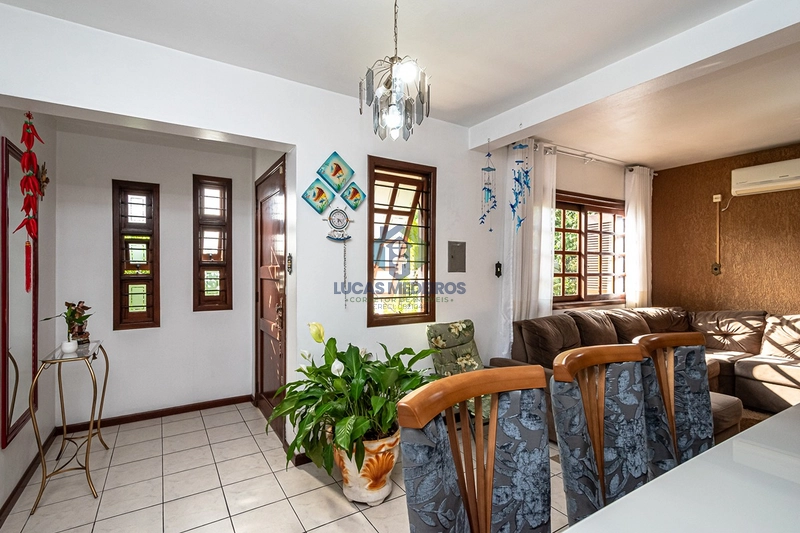 Exclusiva no Petrópolis em Novo Hamburgo: Casa com Piscina e 3 Dormitórios: 11ª foto da galeria de imagens do imóvel