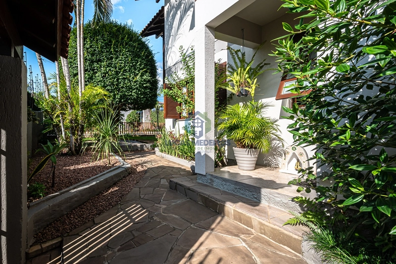 Exclusiva no Petrópolis em Novo Hamburgo: Casa com Piscina e 3 Dormitórios: 4ª foto da galeria de imagens do imóvel