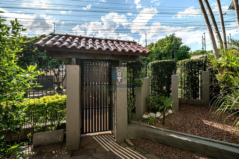 Exclusiva no Petrópolis em Novo Hamburgo: Casa com Piscina e 3 Dormitórios: 6ª foto da galeria de imagens do imóvel