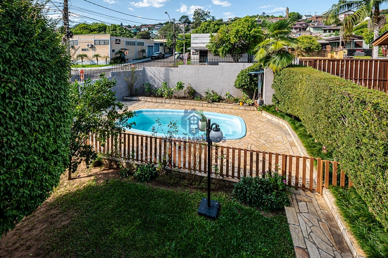 Exclusiva no Petrópolis em Novo Hamburgo: Casa com Piscina e 3 Dormitórios: 16ª foto da galeria de imagens do imóvel