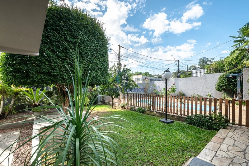 Exclusiva no Petrópolis em Novo Hamburgo: Casa com Piscina e 3 Dormitórios: 46ª foto da galeria de imagens do imóvel