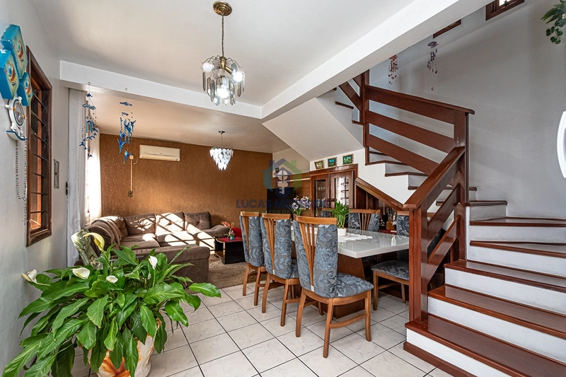 Exclusiva no Petrópolis em Novo Hamburgo: Casa com Piscina e 3 Dormitórios: 7ª foto da galeria de imagens do imóvel