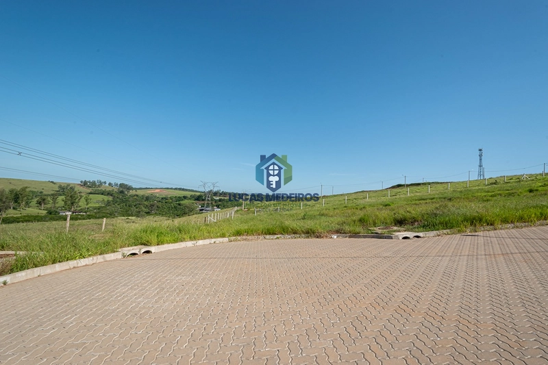 Terreno no Loteamento Germania: 7ª foto da galeria de imagens do imóvel