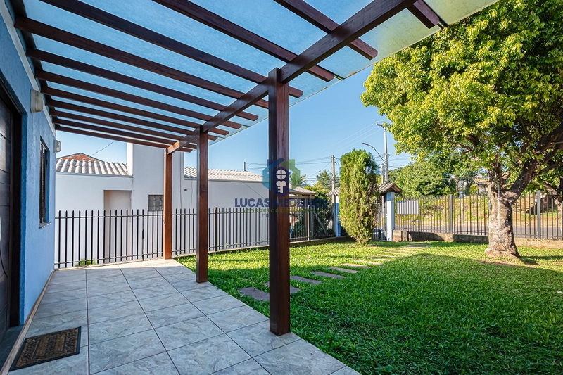 Casa com linda vista para o Morro Ferrabraz: 5ª foto da galeria de imagens do imóvel