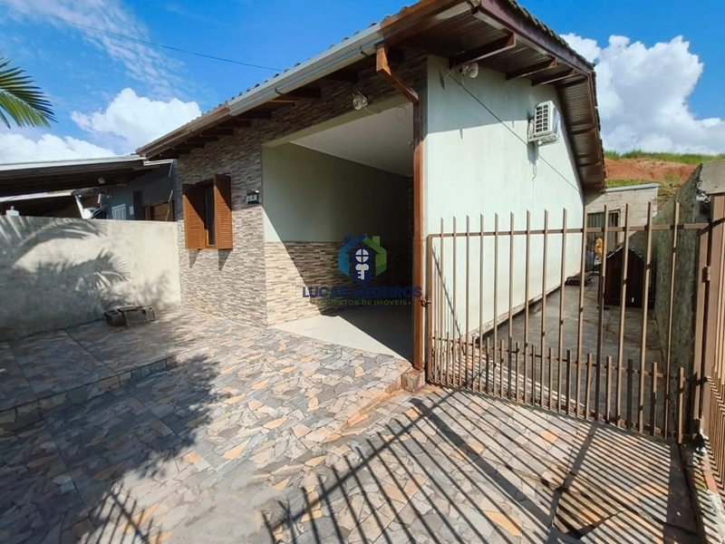 Casa à Venda no Floresta - Sapiranga: 6ª foto da galeria de imagens do imóvel