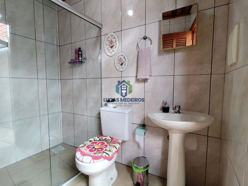 Casa à Venda com 3 Dormitórios | Piscina | Semi Mobiliada: 37ª foto da galeria de imagens do imóvel