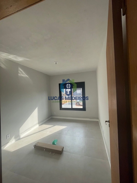 CASA : 5ª foto da galeria de imagens do imóvel