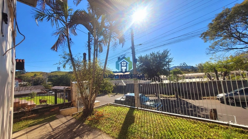 🏡 Casa com Piscina, Quiosque e Vista Panorâmica à Venda em Campo Bom: 6ª foto da galeria de imagens do imóvel