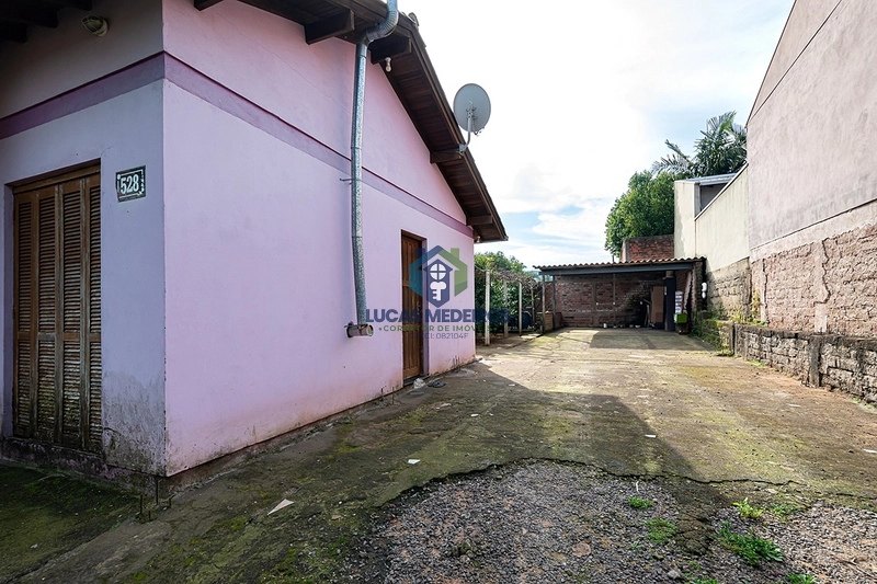 Casa plana com amplo terreno: 15ª foto da galeria de imagens do imóvel