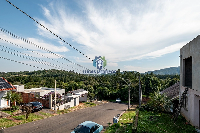 Casa plana com amplo terreno: 4ª foto da galeria de imagens do imóvel