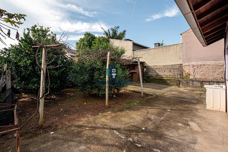 Casa plana com amplo terreno: 11ª foto da galeria de imagens do imóvel