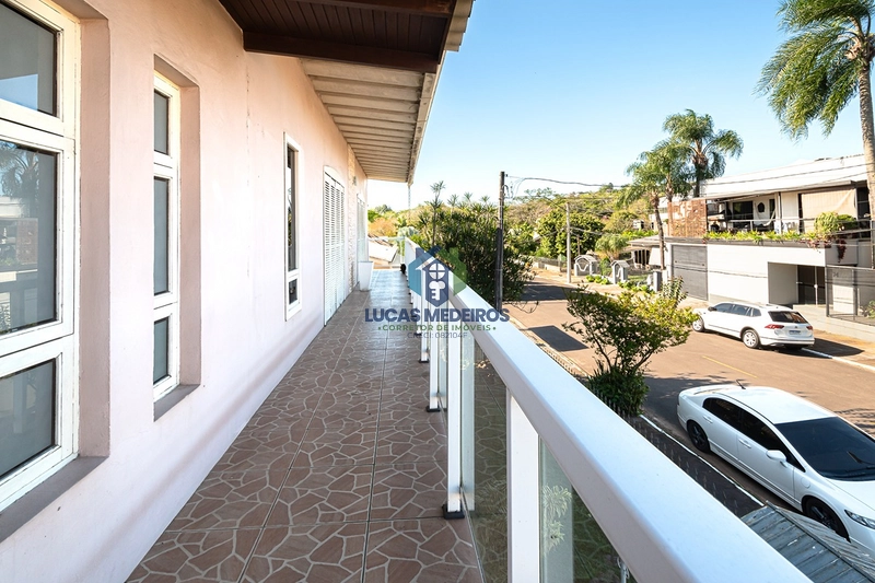 Linda Casa no Centro de Campo Bom: 25ª foto da galeria de imagens do imóvel