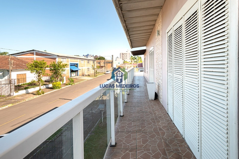 Linda Casa no Centro de Campo Bom: 24ª foto da galeria de imagens do imóvel