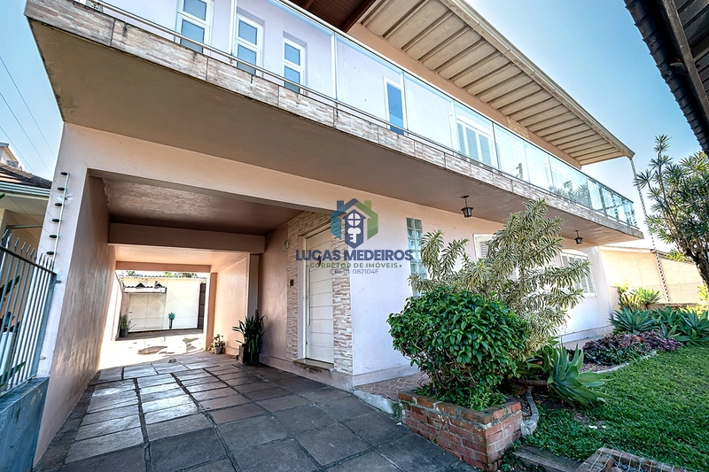 Linda Casa no Centro de Campo Bom: 3ª foto da galeria de imagens do imóvel