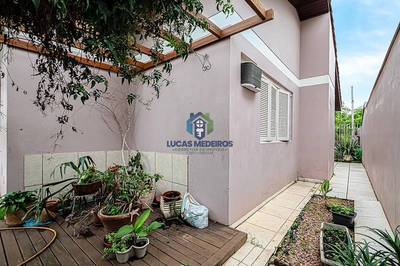 CASA COM PISCINA À VENDA NO QUATRO COLÔNIAS - CAMPO BOM: 7ª foto da galeria de imagens do imóvel