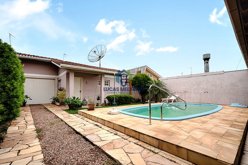 CASA COM PISCINA À VENDA NO QUATRO COLÔNIAS - CAMPO BOM: 8ª foto da galeria de imagens do imóvel