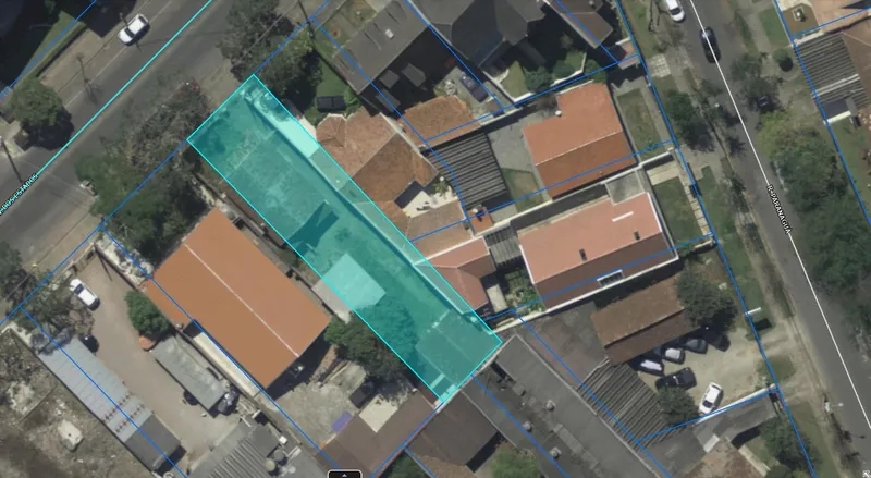  em Curitiba - PR, no bairro Portão - Referência 181-SNI