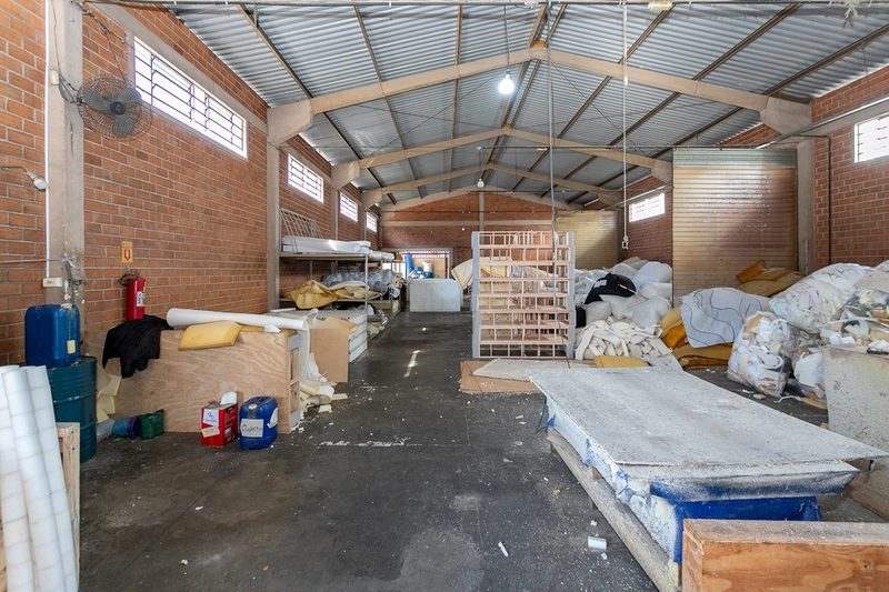 Barracao Industrial a Venda: 45ª foto da galeria de imagens do imóvel