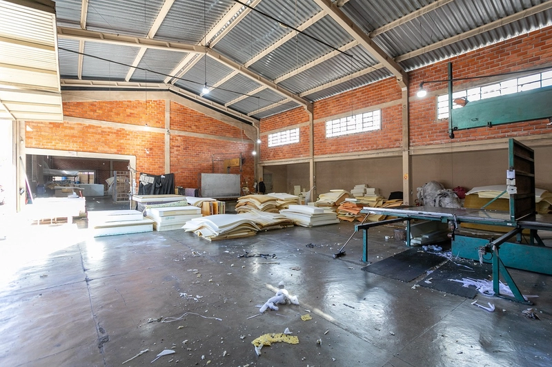 Barracao Industrial a Venda: 40ª foto da galeria de imagens do imóvel