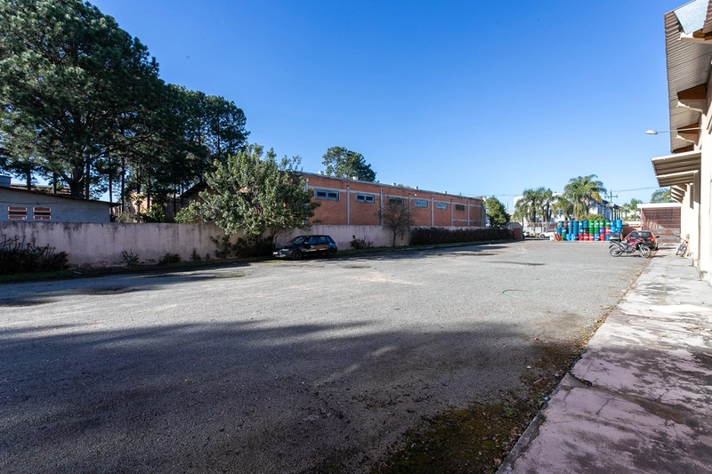 Barracao Industrial a Venda: 8ª foto da galeria de imagens do imóvel