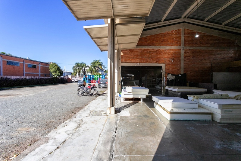 Barracao Industrial a Venda: 41ª foto da galeria de imagens do imóvel