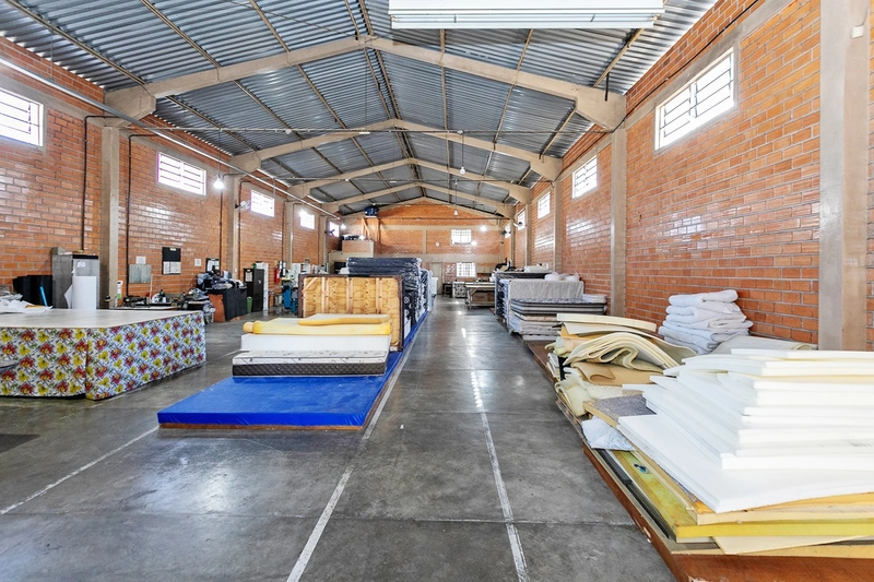 Barracao Industrial a Venda: 37ª foto da galeria de imagens do imóvel