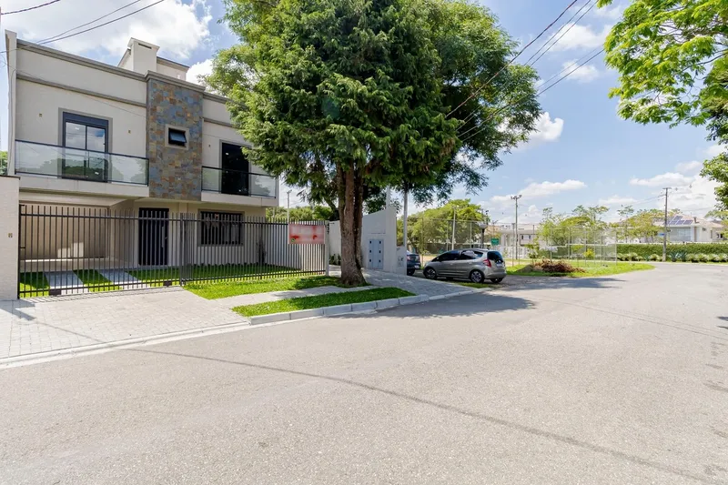 Sobrado de Rua - São Braz: 5ª foto da galeria de imagens do imóvel