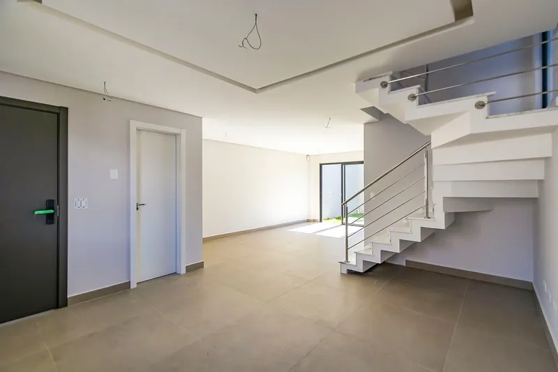 Sobrado com Terraço e 4 qts no Uberaba: 4ª foto da galeria de imagens do imóvel