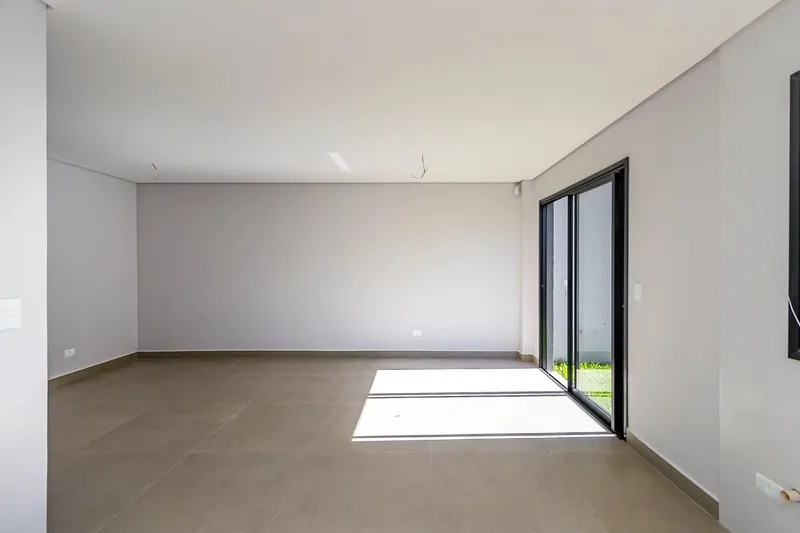 Sobrado com Terraço e 4 qts no Uberaba: 15ª foto da galeria de imagens do imóvel