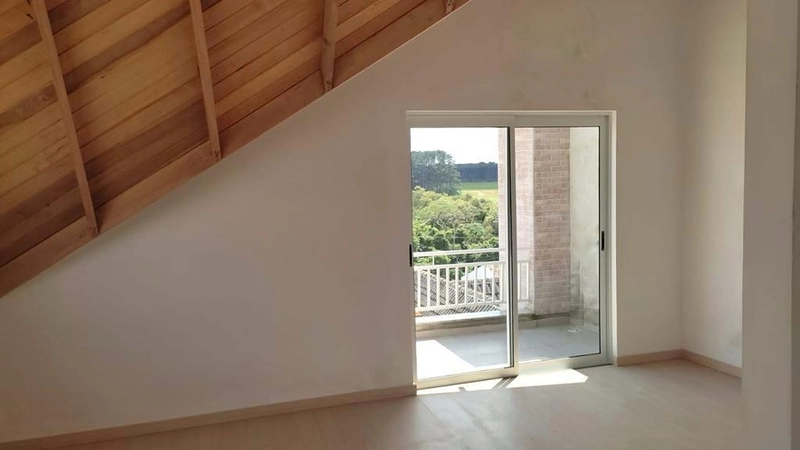 Quadriplex de Condominio em Santa Felicidade: 7ª foto da galeria de imagens do imóvel