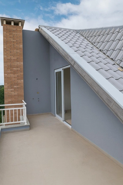 Quadriplex de Condominio em Santa Felicidade: 8ª foto da galeria de imagens do imóvel