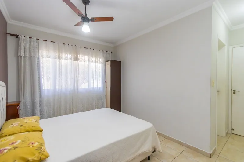 Sobrado Duplex de Condominio no Bairro Cajuru: 15ª foto da galeria de imagens do imóvel