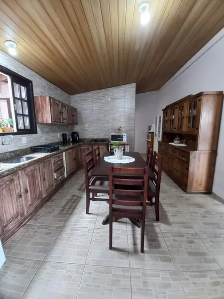 Sobrado Triplex em Sao Francisco do Sul: 10ª foto da galeria de imagens do imóvel