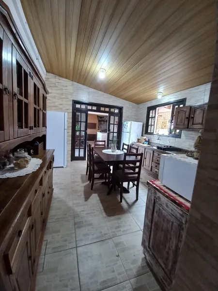Sobrado Triplex em Sao Francisco do Sul: 9ª foto da galeria de imagens do imóvel