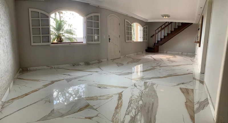 Execelente Casa a Venda - Bacacheri - Conjunto Solar: 3ª foto da galeria de imagens do imóvel