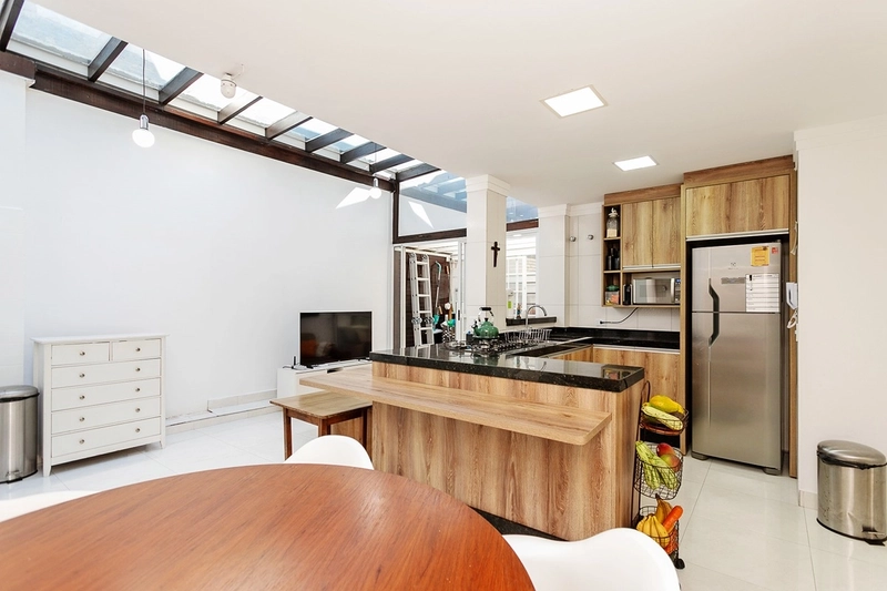 TRIPLEX SEMIMOBILIADO NO AHÚ — 3 QUARTOS, SUÍTE E ÁTICO: 18ª foto da galeria de imagens do imóvel