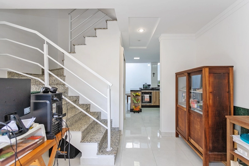 TRIPLEX SEMIMOBILIADO NO AHÚ — 3 QUARTOS, SUÍTE E ÁTICO: 9ª foto da galeria de imagens do imóvel