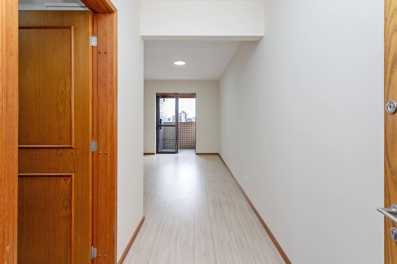 Apartamento à Venda no Bigorrilho – Ao Lado do Parque Barigui: 5ª foto da galeria de imagens do imóvel