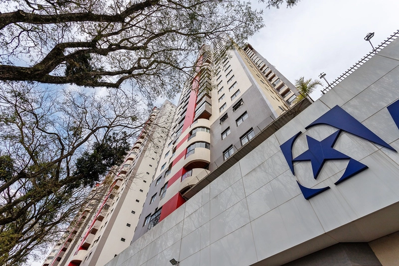 Apartamento à Venda no Bigorrilho – Ao Lado do Parque Barigui: 2ª foto da galeria de imagens do imóvel