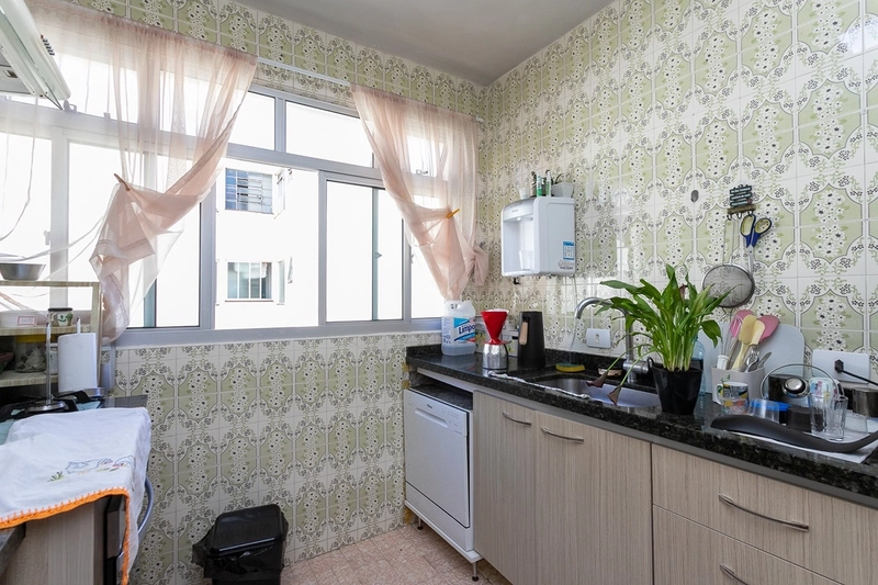 APARTAMENTO 3 QUARTOS SEMI MOBILIADO NO EDIFÍCIO PIRATINI - Ahu: 28ª foto da galeria de imagens do imóvel