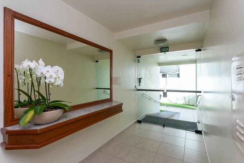 APARTAMENTO 3 QUARTOS SEMI MOBILIADO NO EDIFÍCIO PIRATINI - Ahu: 39ª foto da galeria de imagens do imóvel