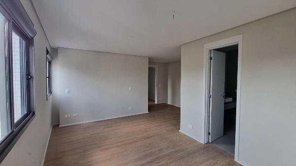 Cobertura Exclusiva no Alto da XV – Sofisticação e Vista Panorâmica: 11ª foto da galeria de imagens do imóvel